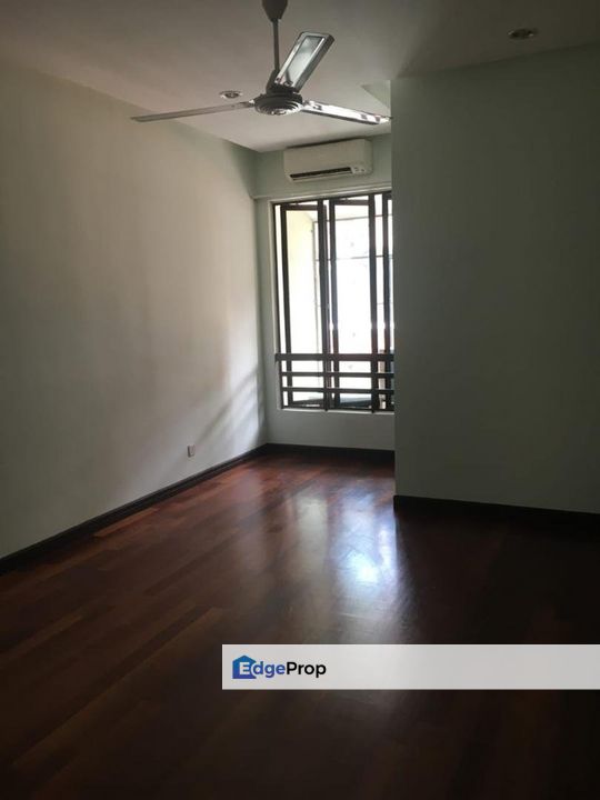2sty terrace,well maintained,solar panel installed, Selangor, Puchong