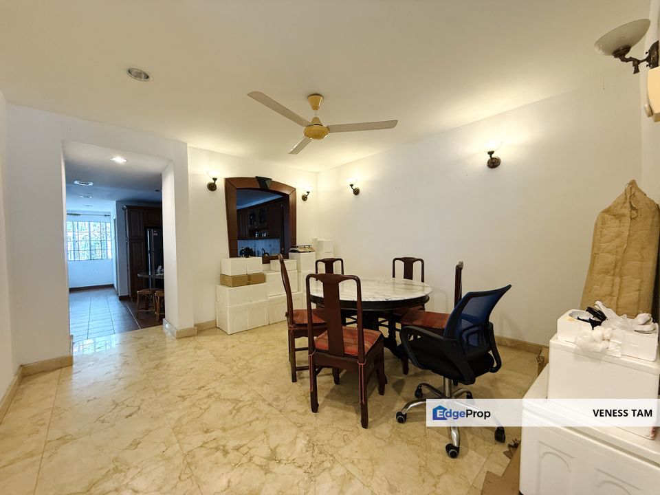 2sty terrace, gated guarded,corner with land, Kuala Lumpur, Cheras