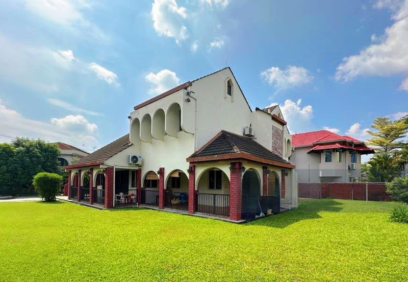 Taman Tun Dr Ismail (TTDI)