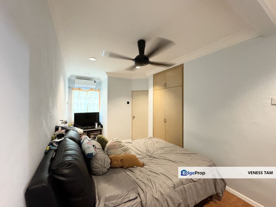 Super Cheap,3 storey terrace,gated guarded , Selangor, Cheras