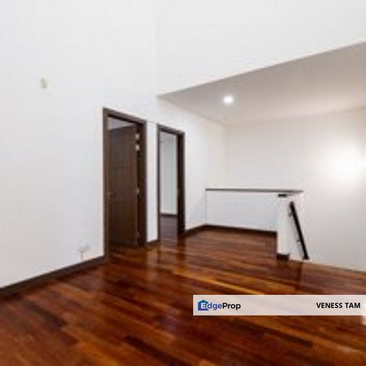 2 storey superlink, gated guarded,freehold, Selangor, Puchong