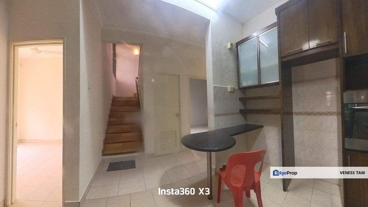 2 storey landed, gated guarded, freehold, Selangor, Bandar Kinrara Puchong