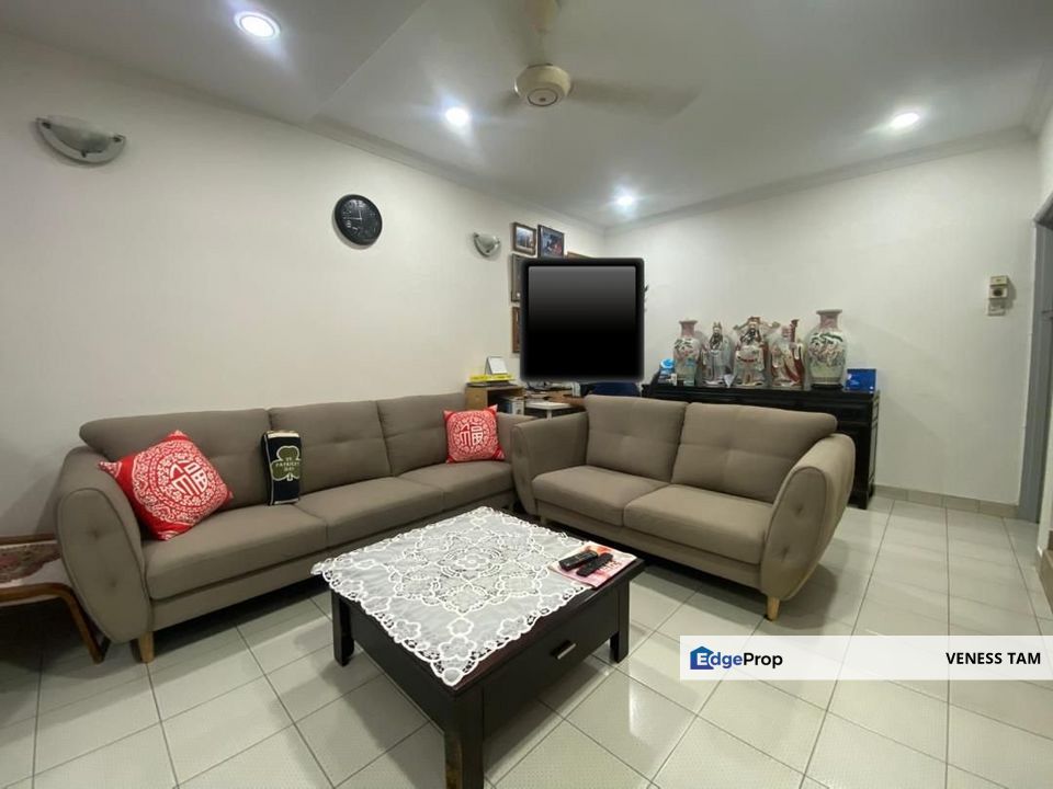 Limited, 2 storey, gated guarded, prime location , Kuala Lumpur, Cheras