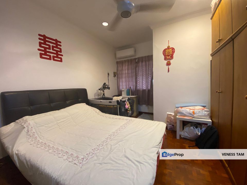 Limited, 2 storey, gated guarded, prime location , Kuala Lumpur, Cheras