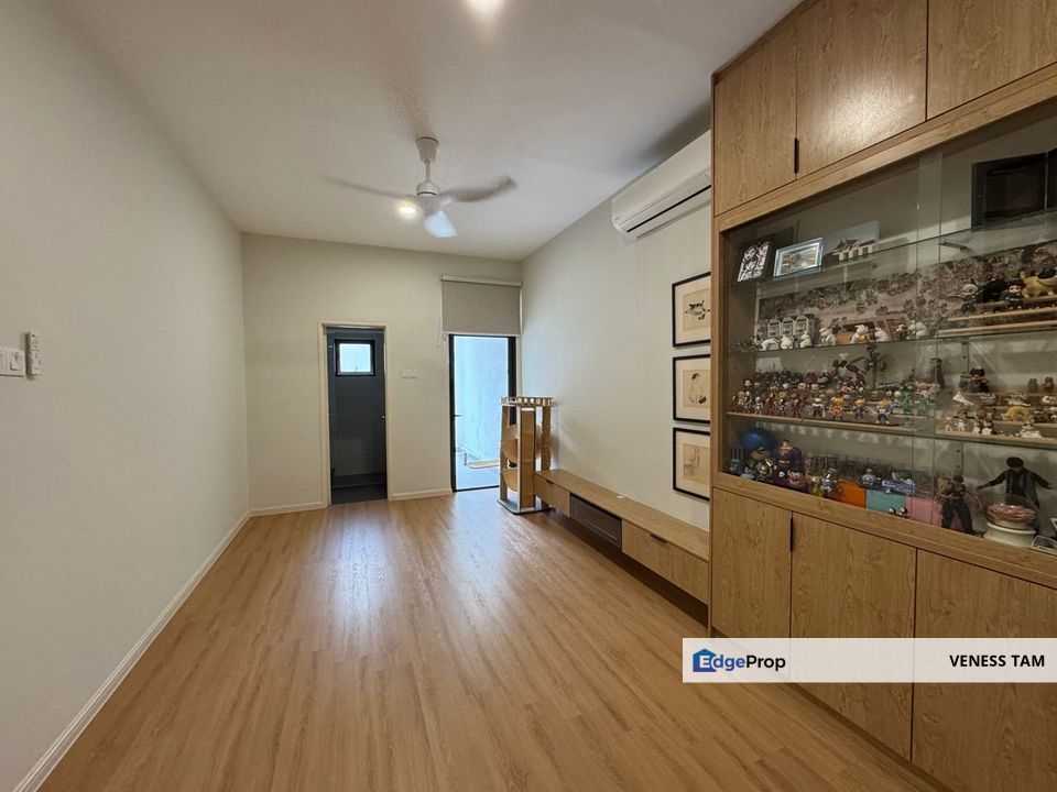 2sty terrace,gated guarded,flat land,nice reno, Kuala Lumpur, Cheras
