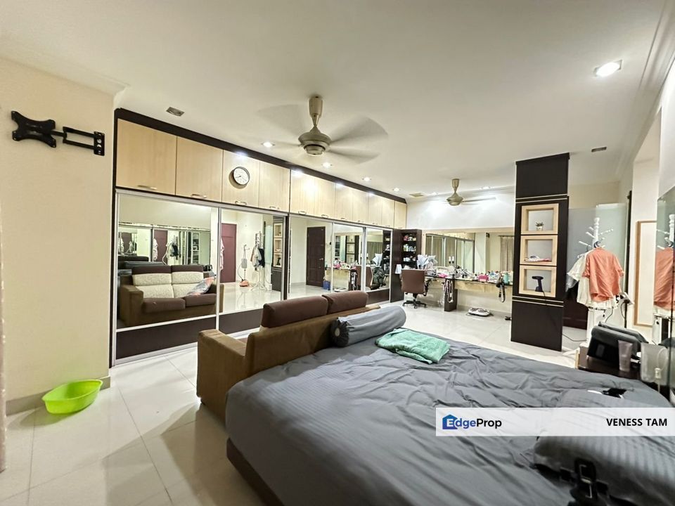 2.5sty semi-D, well maintained, gated guarded, Selangor, Batu 9th Cheras