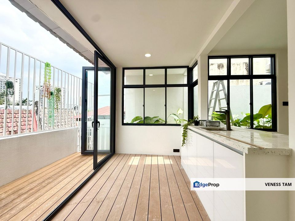 Taman Desa Seputeh,Kuala Lumpur, 2 storey superlink,endlot,renovated,gated guarded, Kuala Lumpur, Seputeh