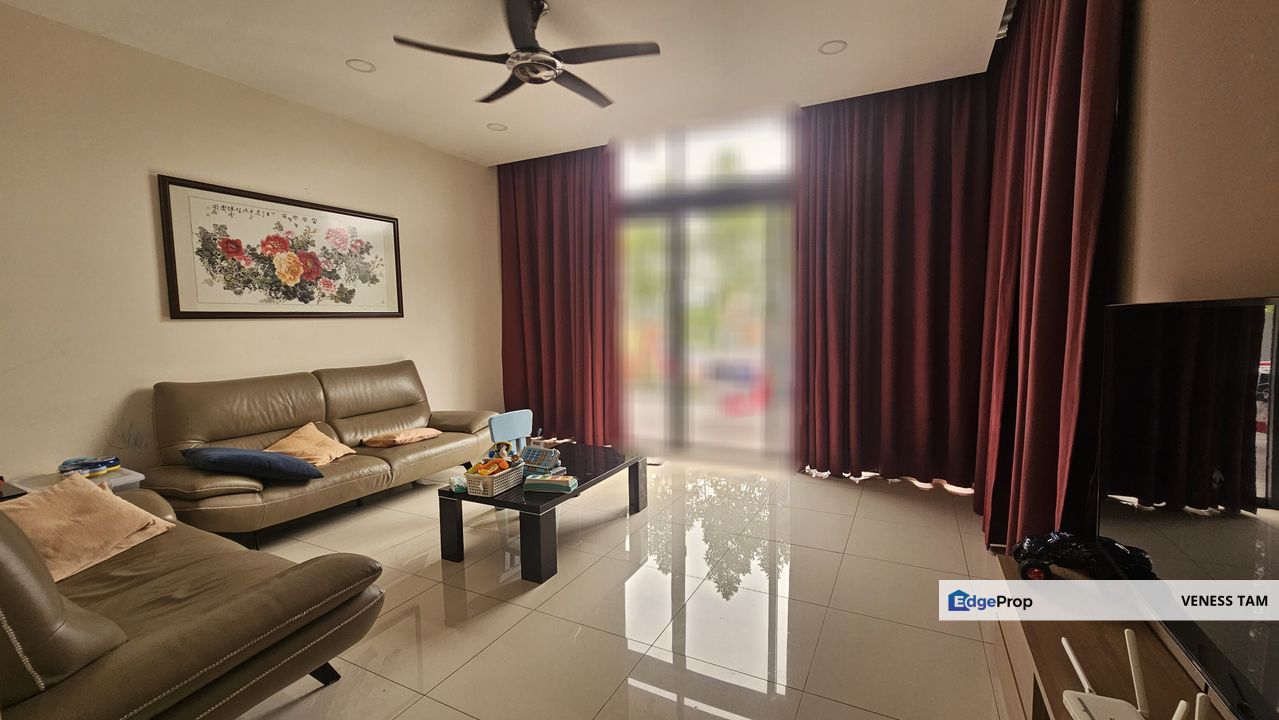 Lake Fields,Reed, Sungai Besi, Kuala Lumpur, 3 Storey Superlink House,lake view,good condition, Kuala Lumpur, Sungai Besi