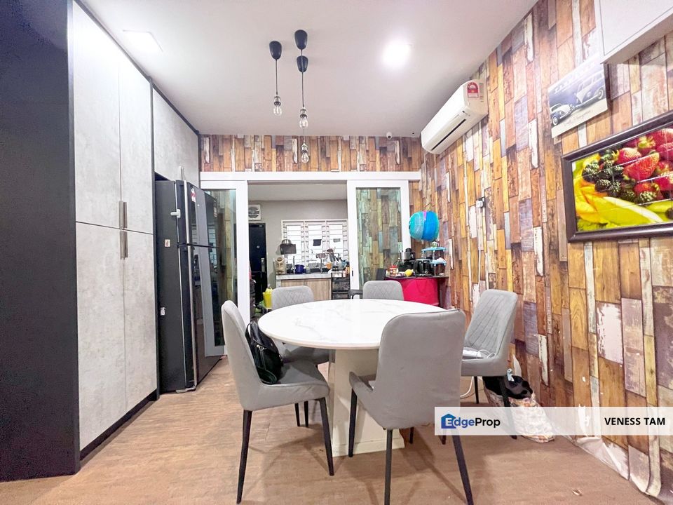 Taman Yulek, Cheras, Kuala Lumpur, 2 storey terrace,ENDLOT,good condition,facing playground, Kuala Lumpur, Cheras