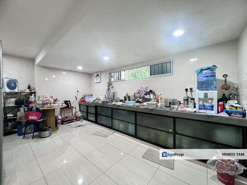 Taman Pertama, Cheras, Kuala Lumpur, Double sty Corner Terrace,walking distance to mrt, Kuala Lumpur, Cheras