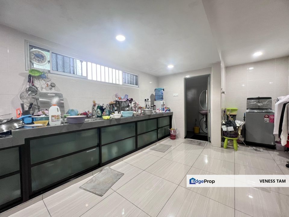 Taman Pertama, Cheras, Kuala Lumpur, Double sty Corner Terrace,walking distance to mrt, Kuala Lumpur, Cheras