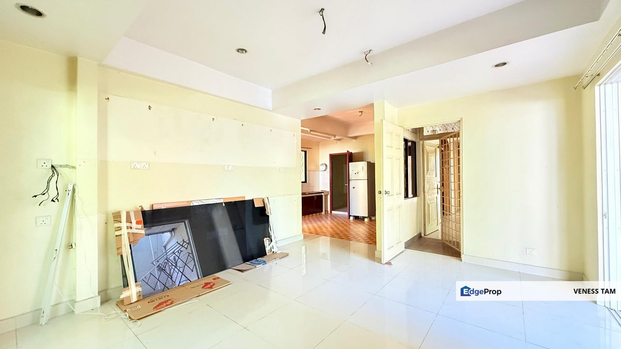 Taman Desa, Seputeh,KL, 2.5 Storey Bungalow,private lift,freehold,gated guarded, Kuala Lumpur, Seputeh