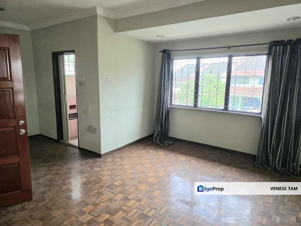 Taman Desa Mesra,Desa Utama,KL,2 Storey Semi-D ,suitable own renovation, Kuala Lumpur, Seputeh