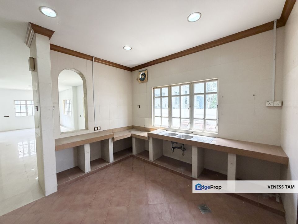 Bandar Baru Sri Petaling, KL City, Kuala Lumpur, 3 Storey Bungalow,cheap,gated guarded, Kuala Lumpur, KL City