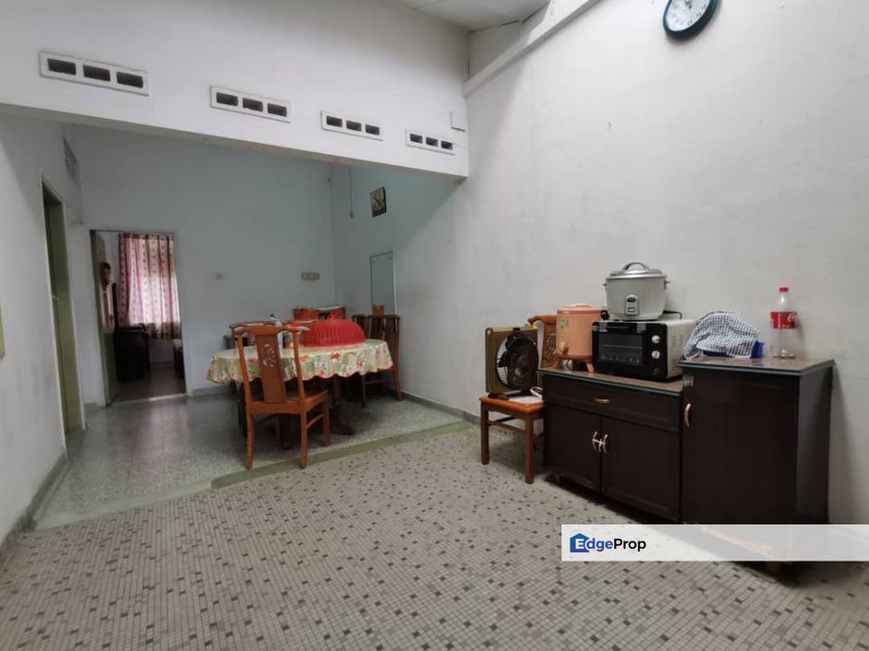 Freehold 3r2b Walking distance to market , Kuala Lumpur, Kuchai Lama