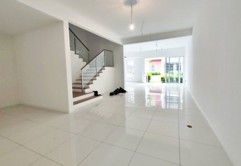 Residensi Emerald Damai (Emerald Hills) *