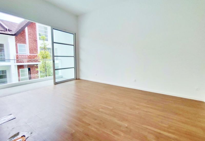 Residensi Emerald Damai (Emerald Hills) *