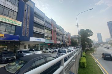 The Earth @ Bukit Jalil