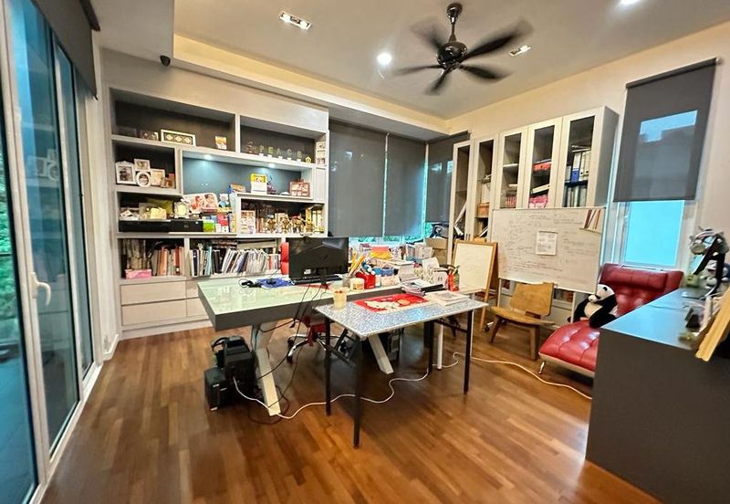 3sty semi-D Viridian Cheras Sg Long. Freehold 