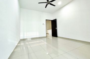 D'Premier @ Bandar Damai Perdana