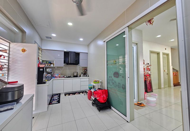 2sty corner semi-D Bandar Sg Long