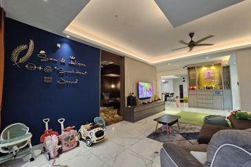 Jalan Suasana, Bandar Tun Hussein Onn