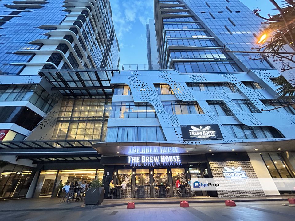 7storey shop. Next to Pavilion. Come with lift, Kuala Lumpur, Bukit Jalil