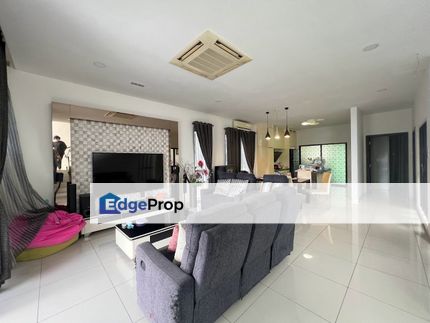 2.5sty semi-D Fully renovated Freehold, Selangor, Kajang