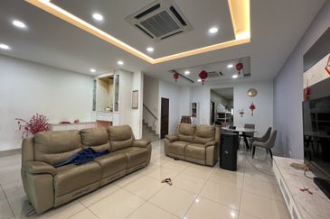 D'Premier @ Bandar Damai Perdana