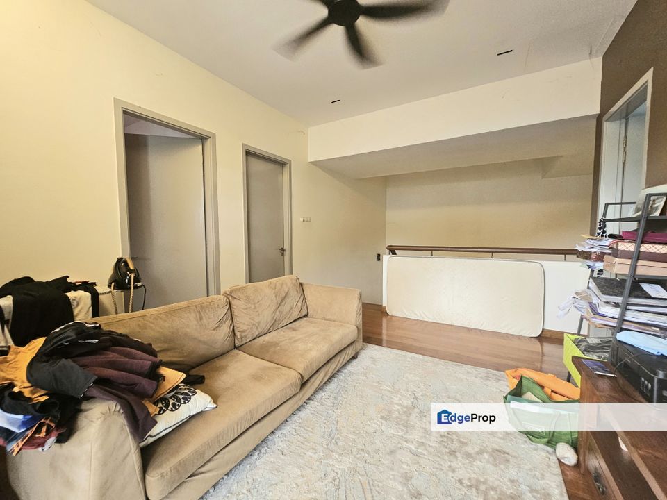 Move in condition. Fully renovated. Extended, Kuala Lumpur, Cheras