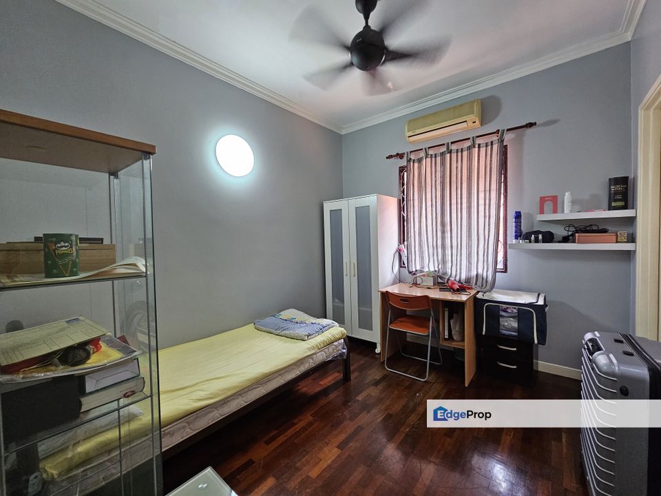 Endlot with big land. 4r5b. Big car porch, Kuala Lumpur, Cheras