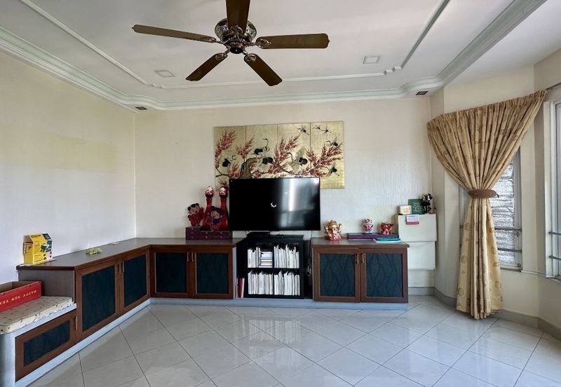 Pinggiran Bukit Segar 