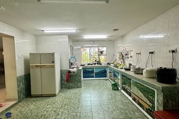 Pinggiran Bukit Segar 