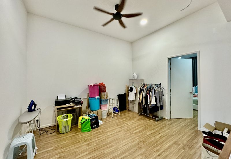 Residensi Emerald Damai (Emerald Hills) *