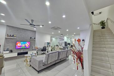 D'Premier @ Bandar Damai Perdana