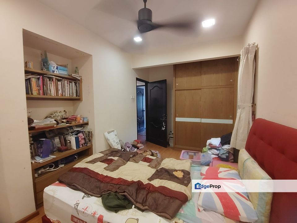 Special corner with big land 3 sty landed house , Selangor, Cheras