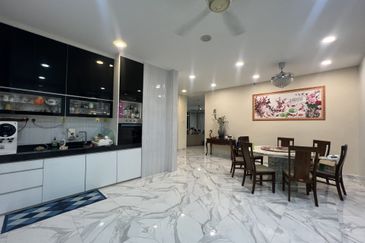 Bandar Tun Hussein Onn