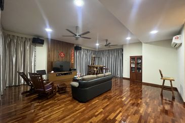 Bandar Tun Hussein Onn