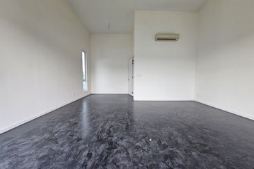 Cheap! Below Market value! Value to buy semi-D 