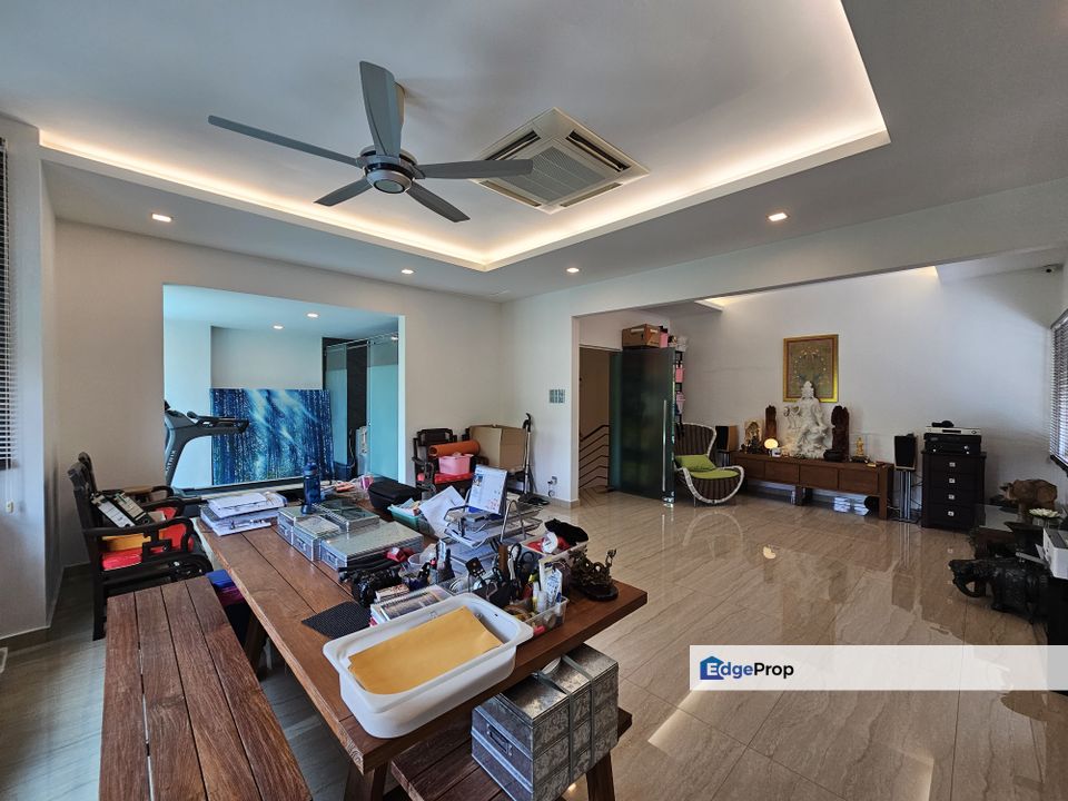 3sty semi-D Fully ID renovated. Move in condition , Selangor, Batu 9th Cheras