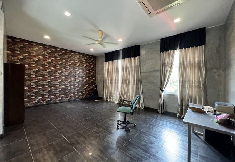 Bandar Mahkota Cheras