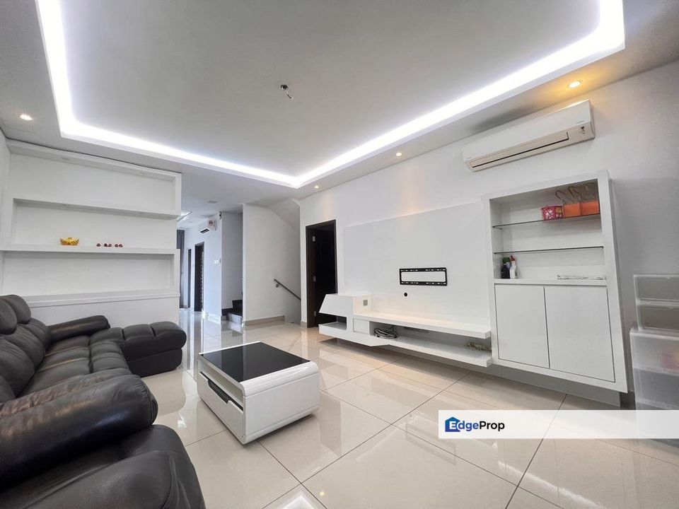 2.5sty endlot terrace Good view, Selangor, Cheras