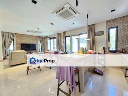 2sty Corner semi-D Freehold , Selangor, Kajang