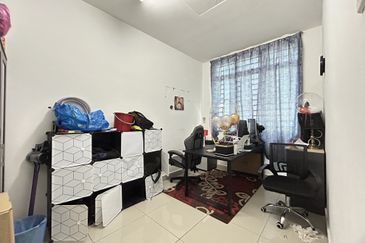 D'Premier @ Bandar Damai Perdana