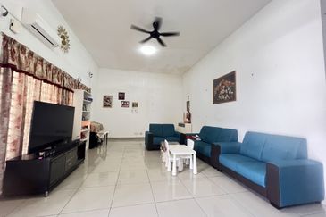 D'Premier @ Bandar Damai Perdana