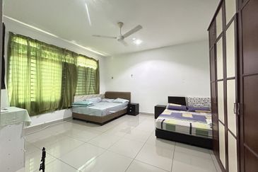 D'Premier @ Bandar Damai Perdana