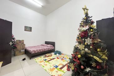 D'Premier @ Bandar Damai Perdana