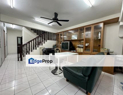 Gated guarded Walking distance to ucsi, Kuala Lumpur, Cheras