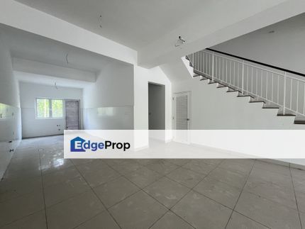 Brand new Facing field 3sty terrace house, Selangor, Kajang