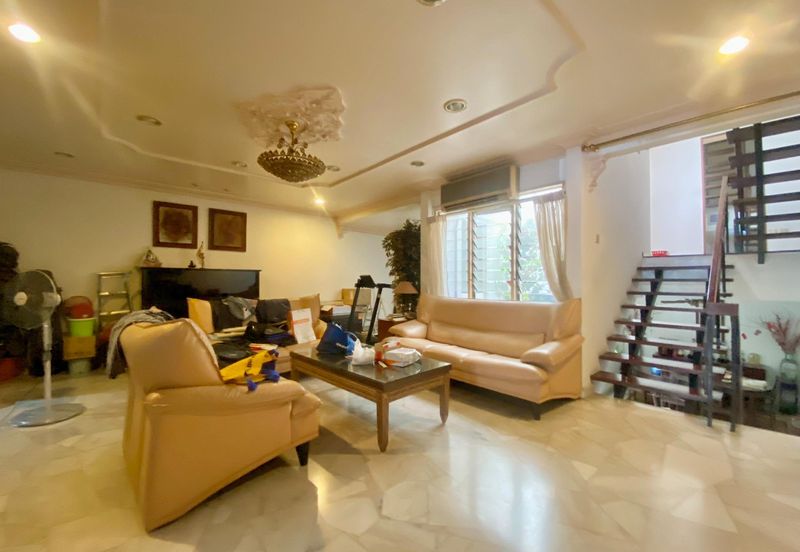 2sty terrace house, not facing house